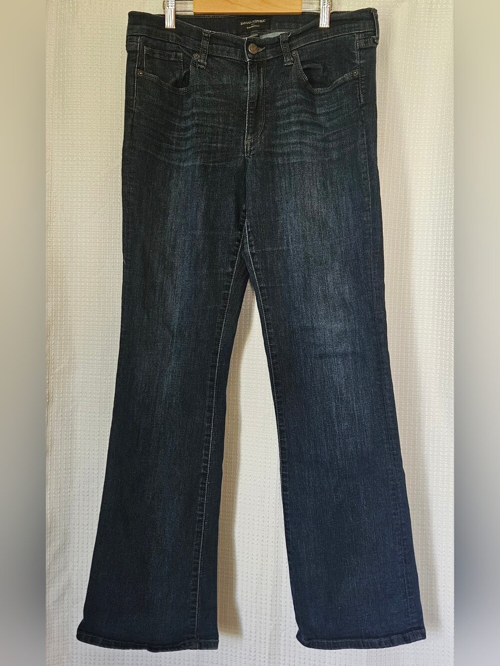 Women’s Banana Republic Size 31/12R Slim Bootcut Jeans